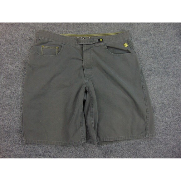 Levis 569 Jean Shorts Mens 42 Gray Loose Straight Denim Short Pants - Picture 2 of 10